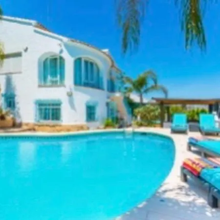 Holiday home Estupenda En *